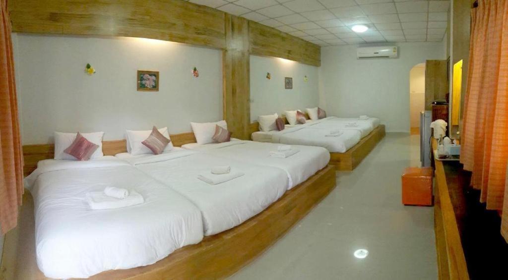 Tanaosri & Creekside Resort Suan Phueng Esterno foto